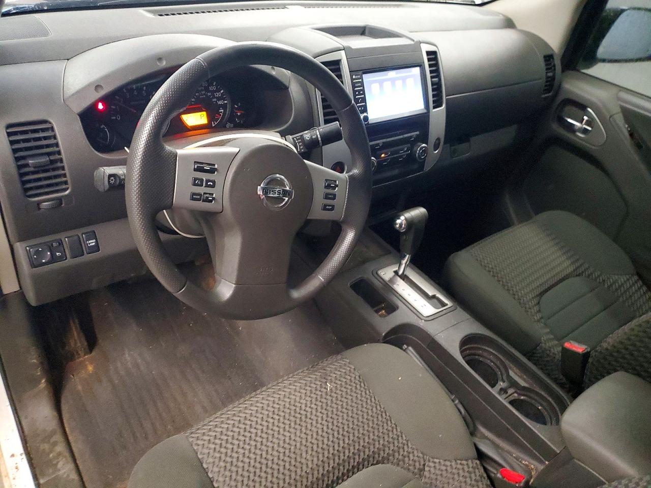 2019 NISSAN FRONTIER SV V6 photo 8