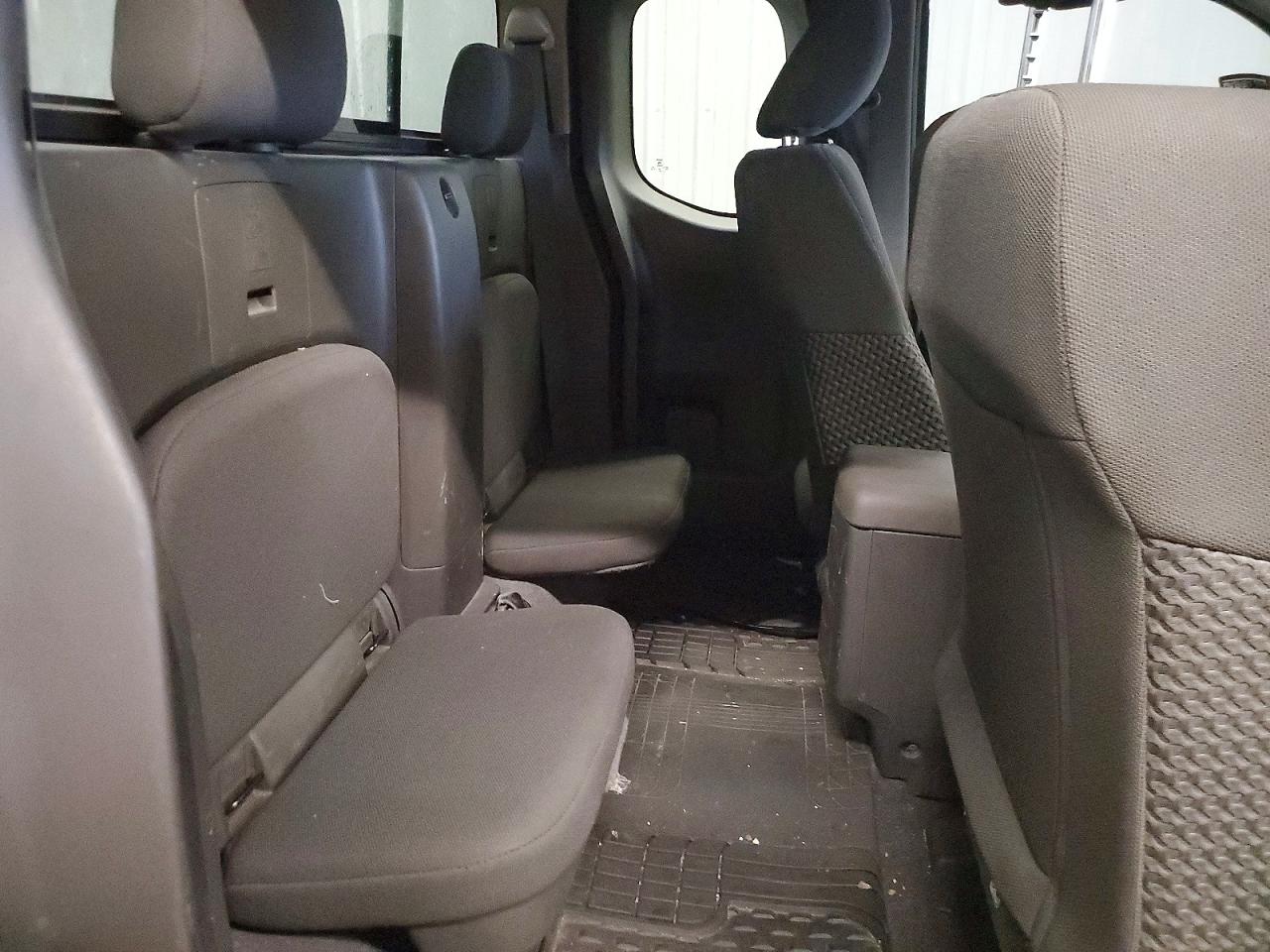 2019 NISSAN FRONTIER SV V6 photo 10
