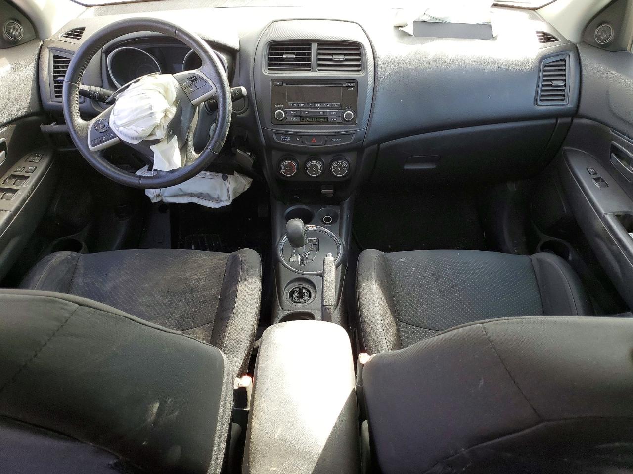 2015 MITSUBISHI OUTLANDER SPORT ES photo 8