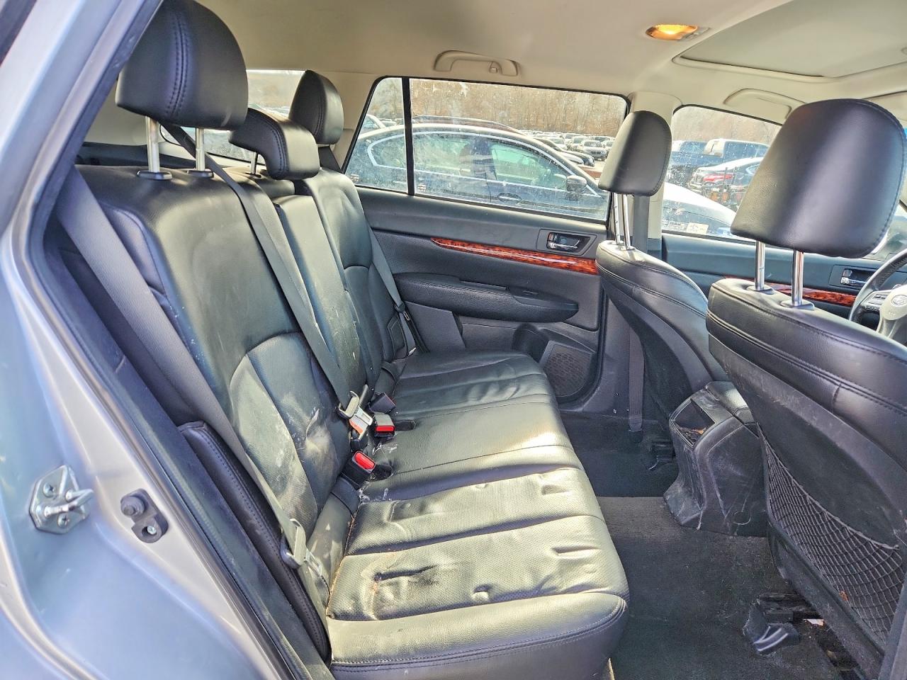 2012 SUBARU OUTBACK 2.5I LIMITED photo 31