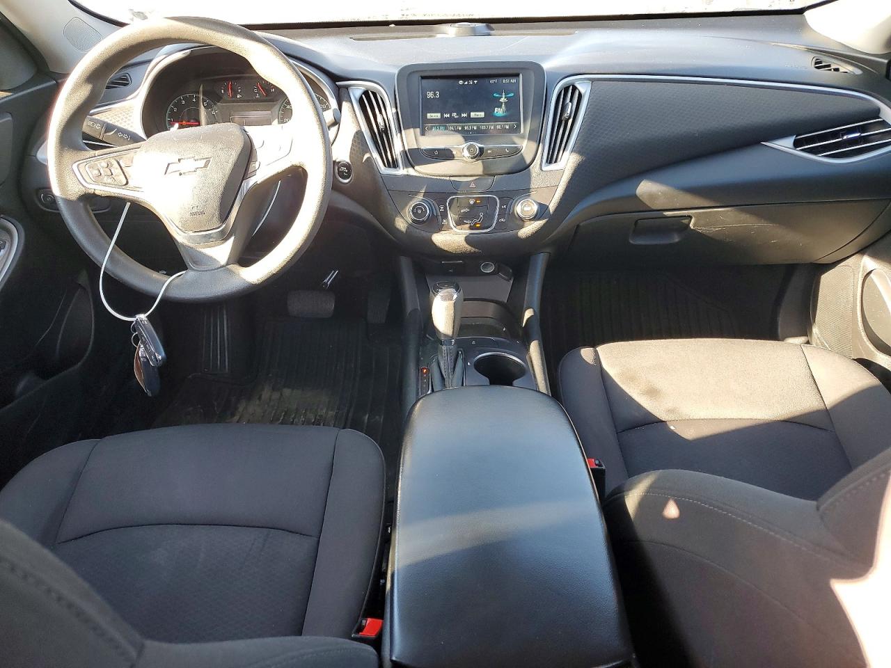 2018 CHEVROLET MALIBU LS photo 8