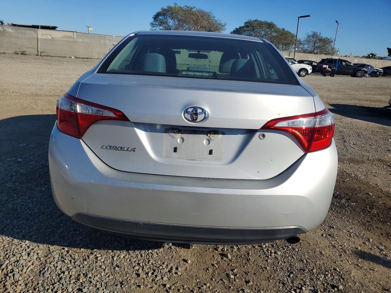 2014 TOYOTA COROLLA L photo 11