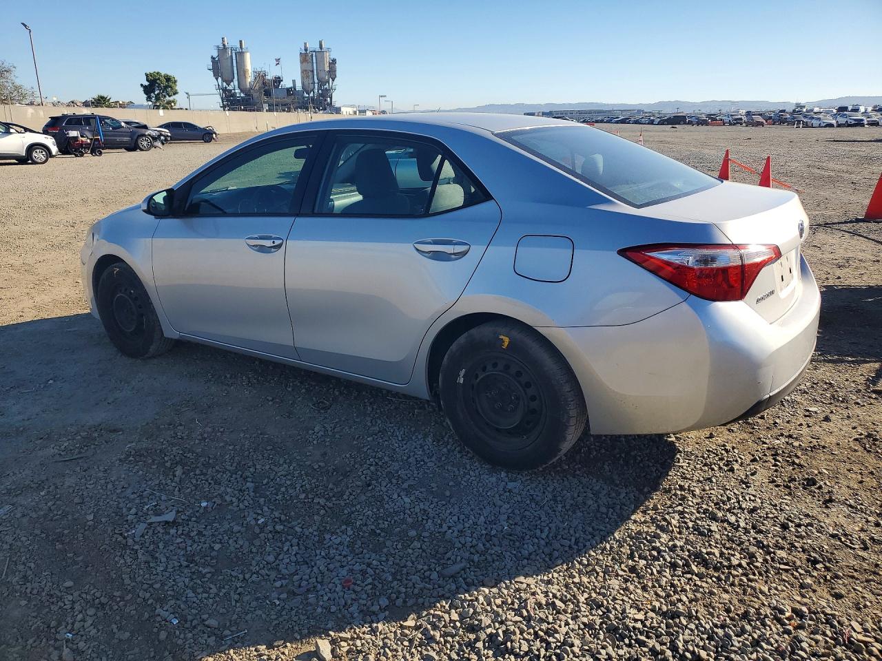 2014 TOYOTA COROLLA L photo 3