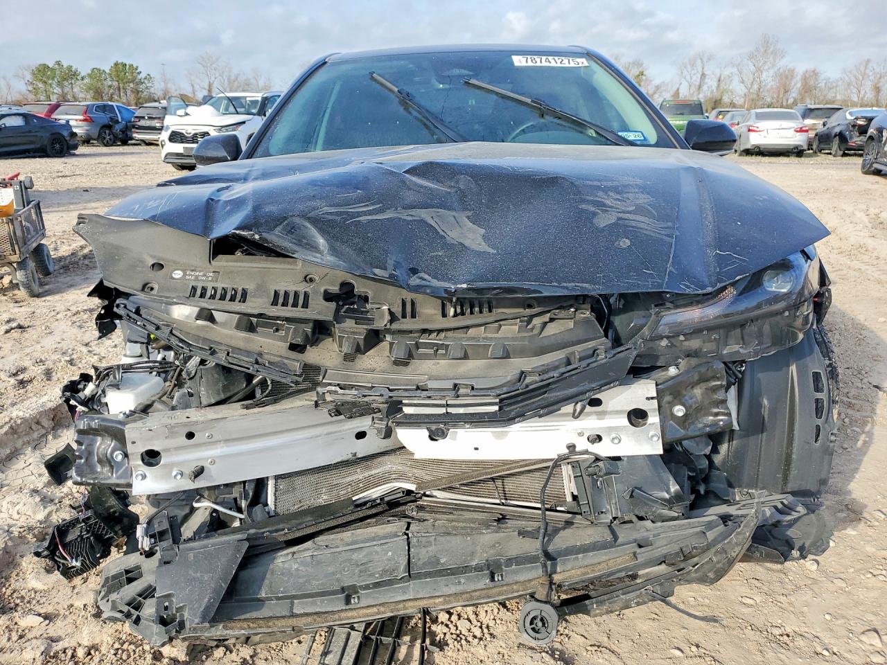 2025 TOYOTA CAMRY LE photo 5
