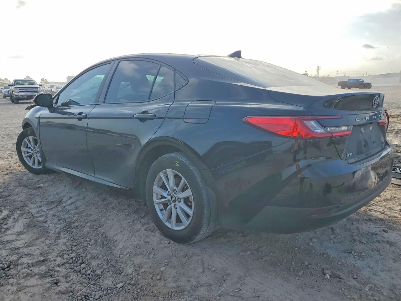 2025 TOYOTA CAMRY LE photo 2