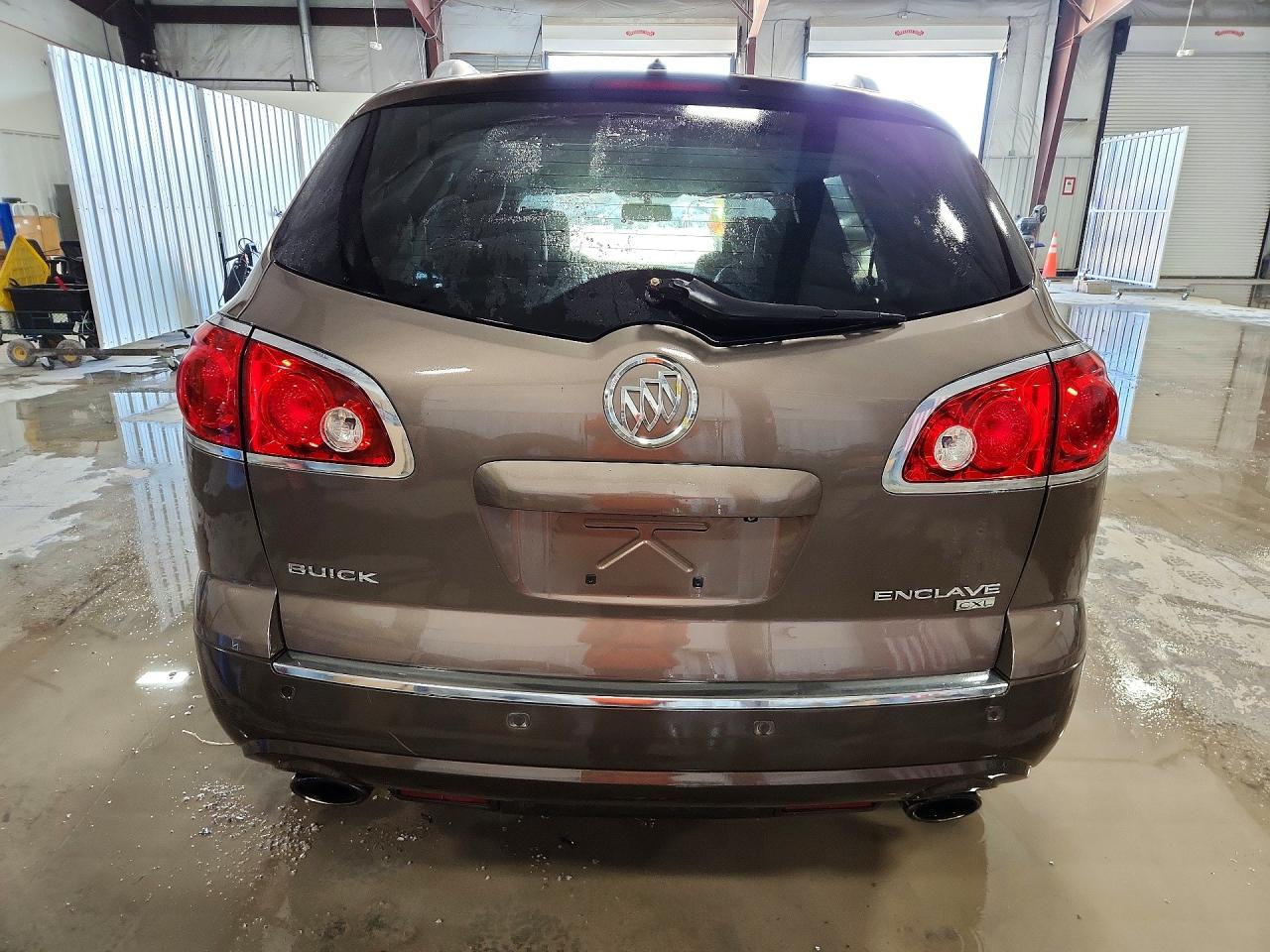 2010 BUICK ENCLAVE CXL photo 11