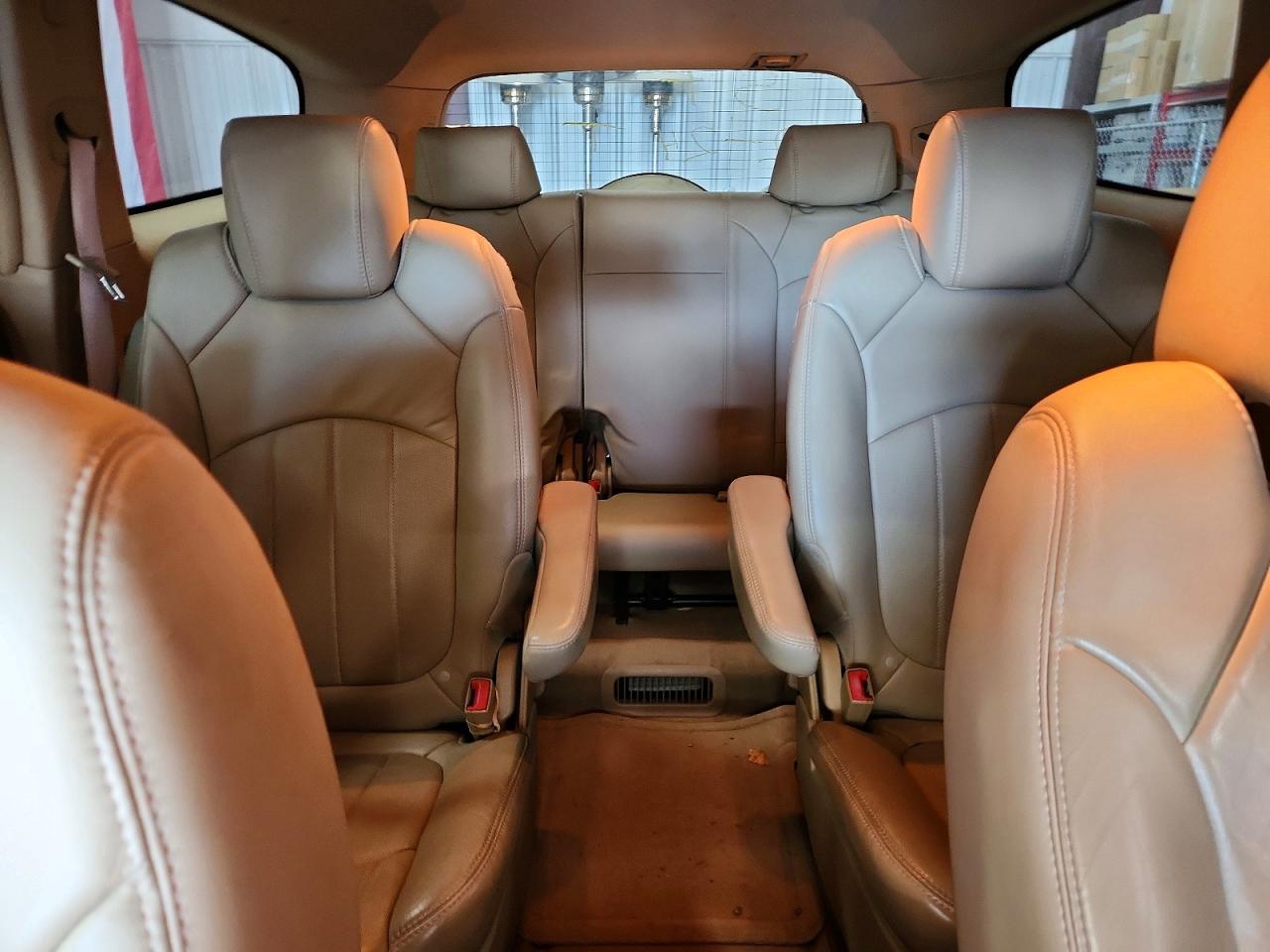 2010 BUICK ENCLAVE CXL photo 19