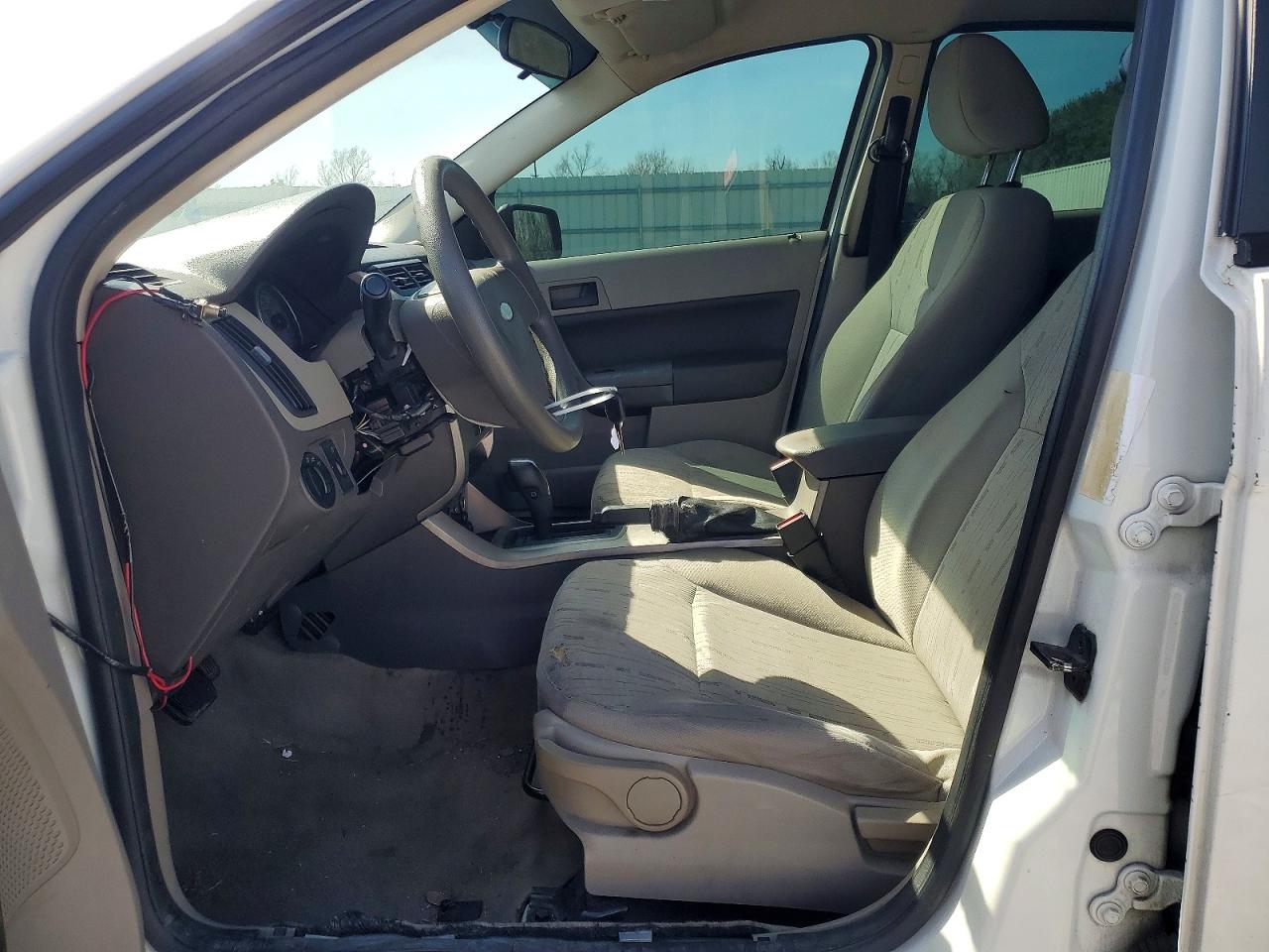 2009 FORD FOCUS photo 7