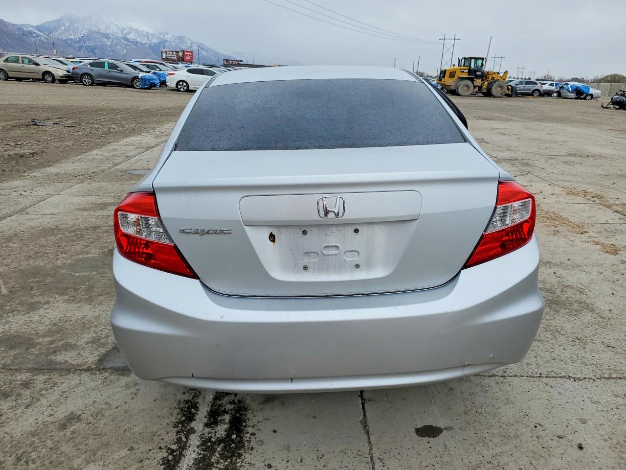 2012 HONDA CIVIC LX photo 11
