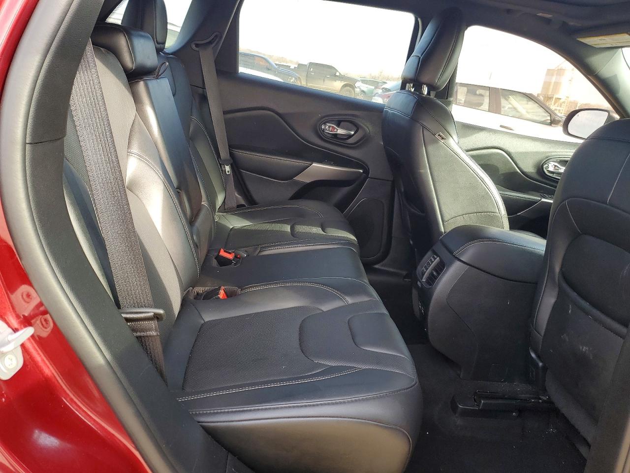 2021 JEEP CHEROKEE LATITUDE LUX photo 21
