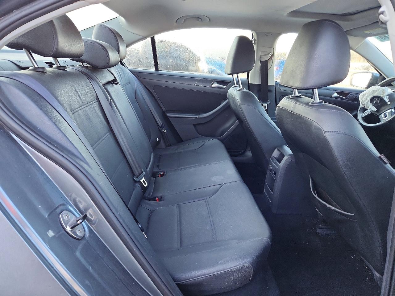 2012 VOLKSWAGEN JETTA SE photo 28