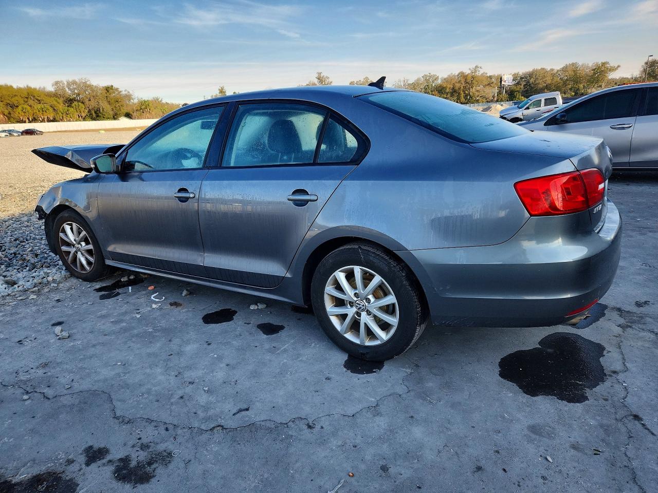 2012 VOLKSWAGEN JETTA SE photo 4