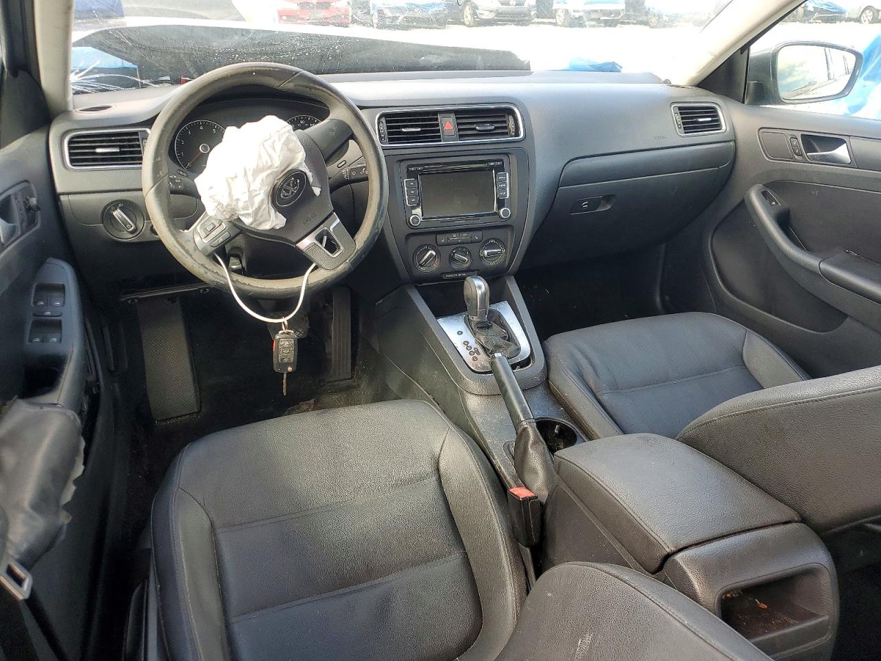 2012 VOLKSWAGEN JETTA SE photo 22