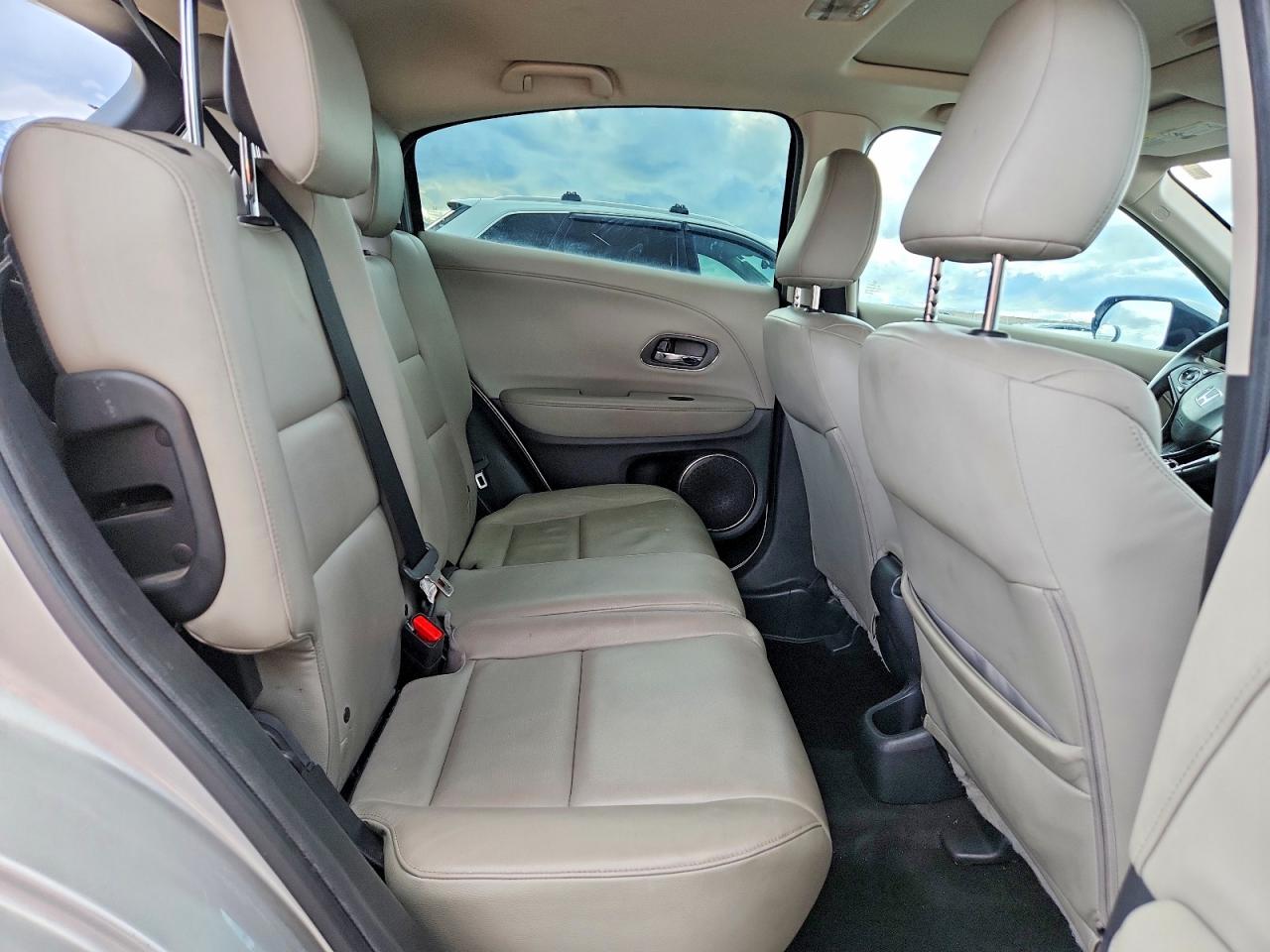 2016 HONDA HR-V EXL photo 28