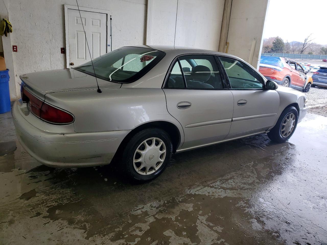 2004 BUICK CENTURY CUSTOM photo 5