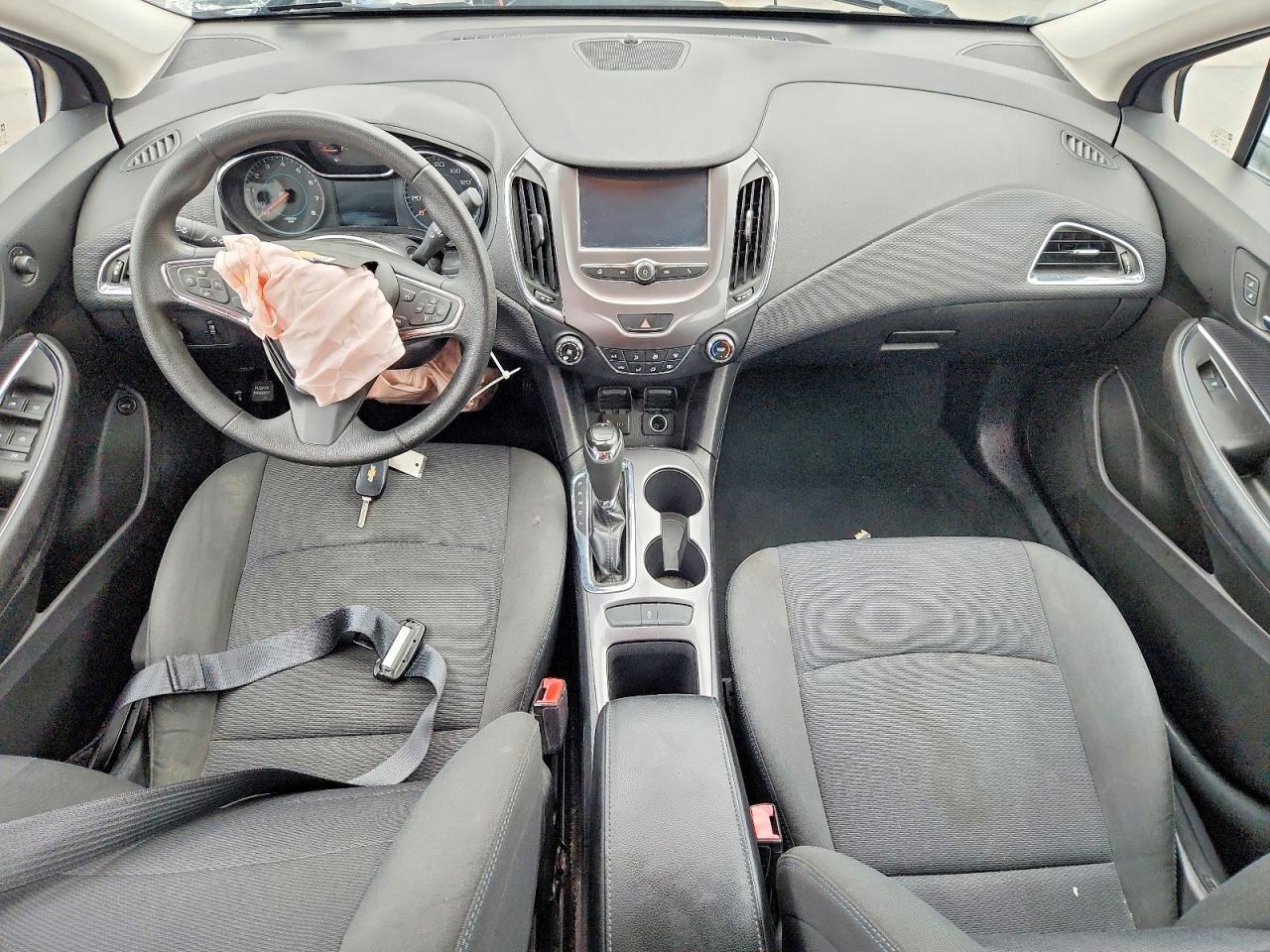 2017 CHEVROLET CRUZE LT photo 15