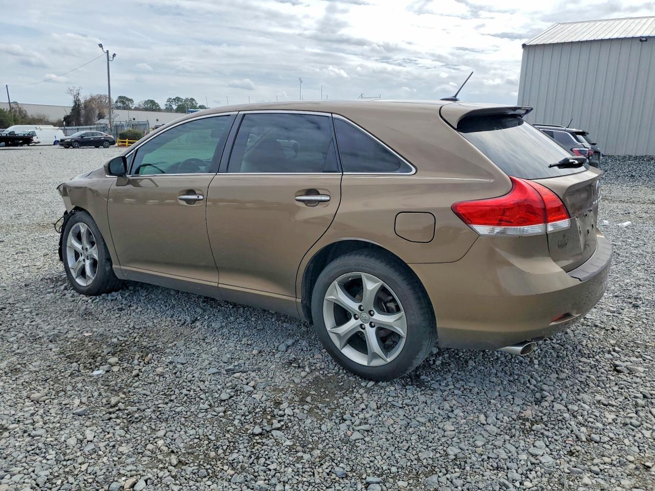 2009 TOYOTA VENZA FWD V6 photo 2