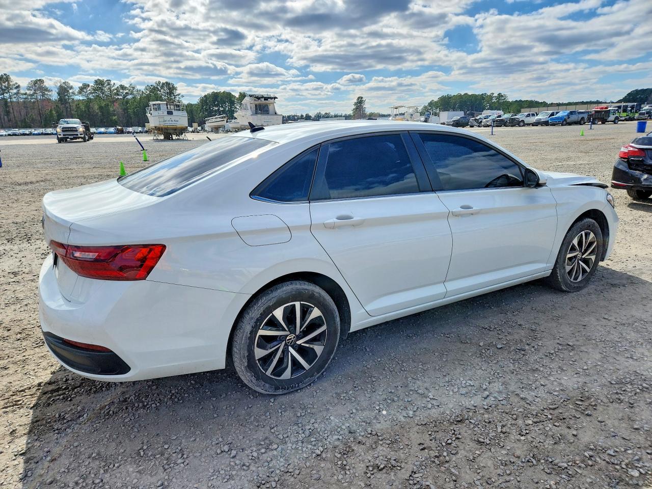 2024 VOLKSWAGEN JETTA S photo 5