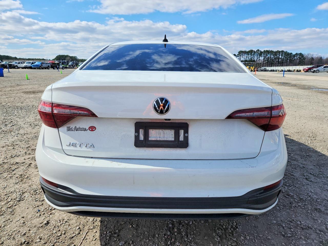2024 VOLKSWAGEN JETTA S photo 11