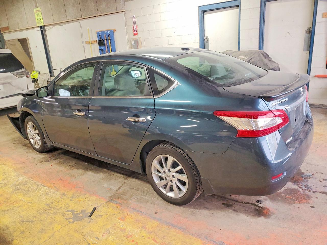2015 NISSAN SENTRA SV photo 3