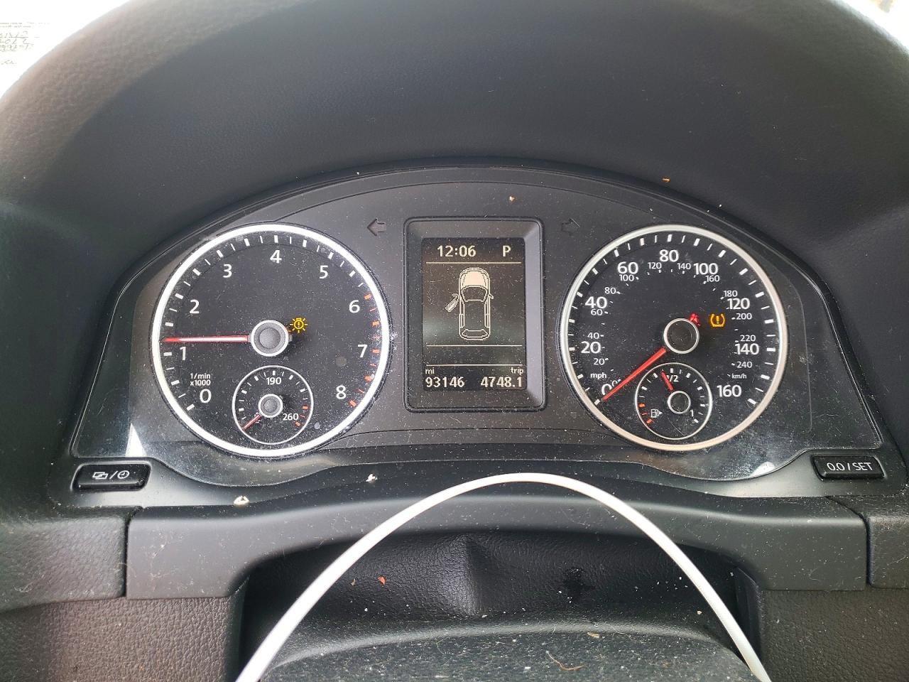 2017 VOLKSWAGEN TIGUAN S photo 9