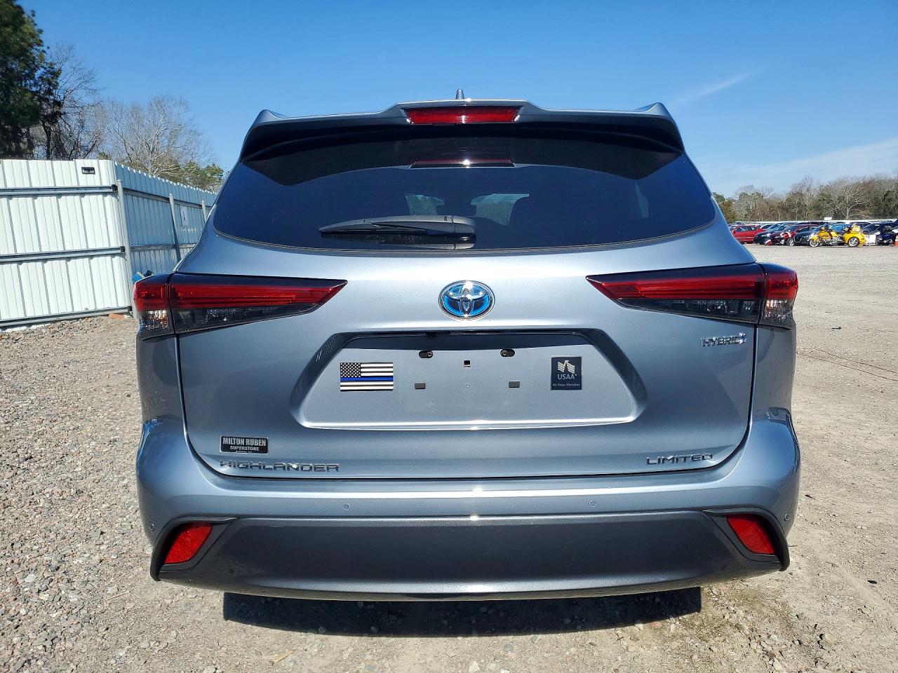 2023 TOYOTA HIGHLANDER HYBRID LIMITED photo 11