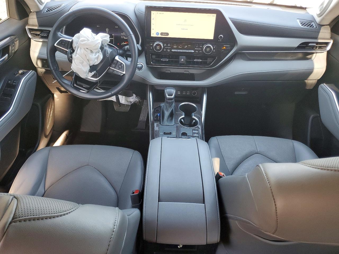 2023 TOYOTA HIGHLANDER HYBRID LIMITED photo 15