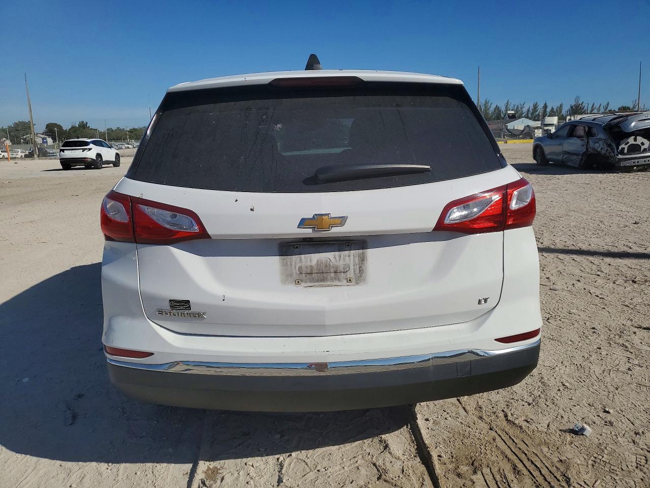 2019 CHEVROLET EQUINOX LT photo 6