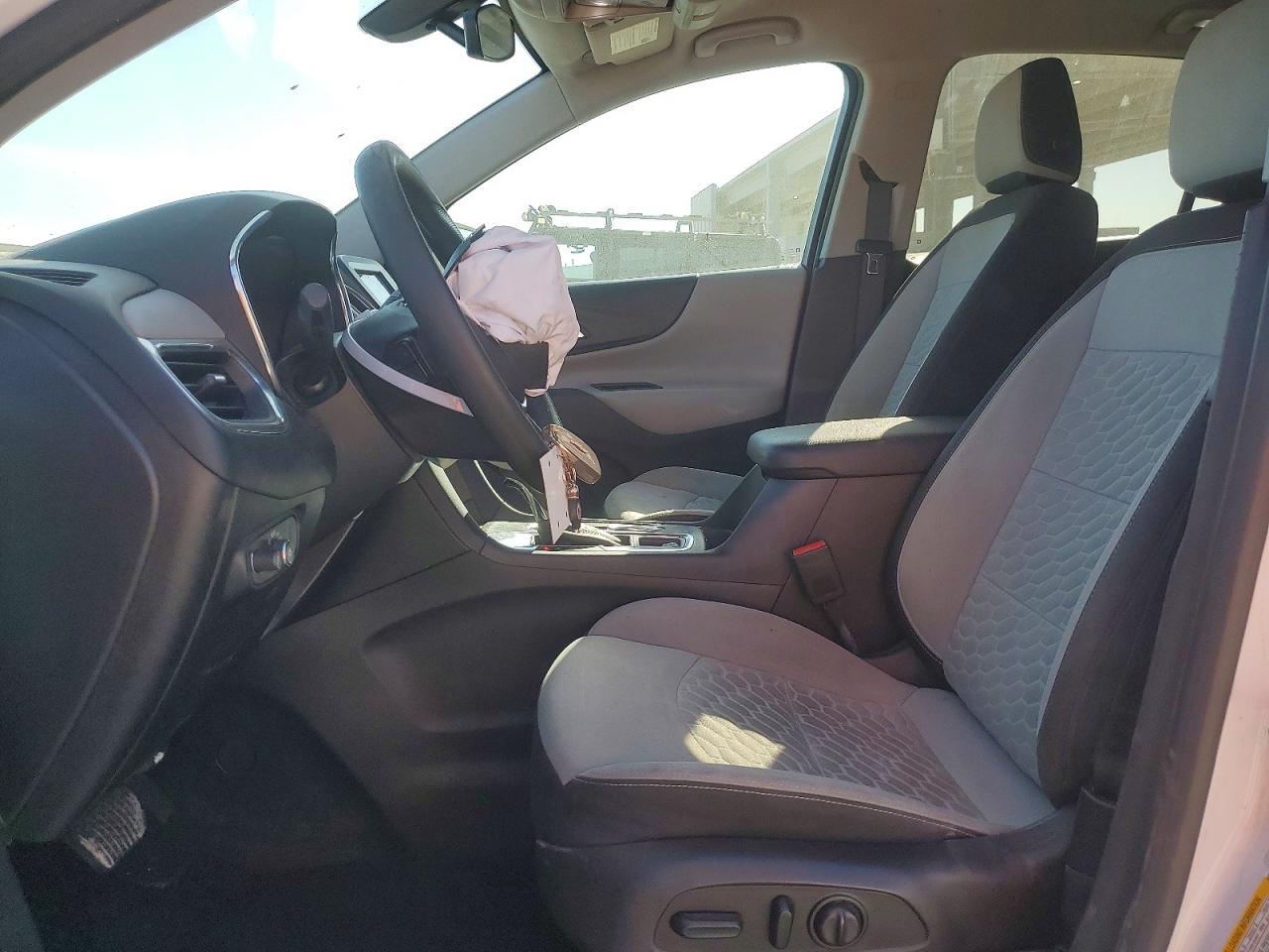 2019 CHEVROLET EQUINOX LT photo 7