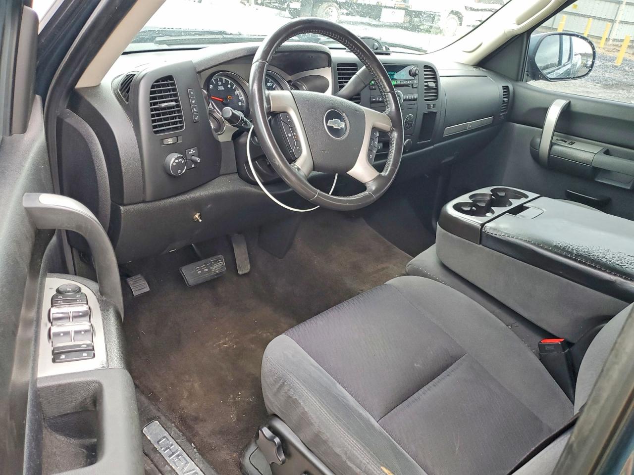 2009 CHEVROLET SILVERADO K1500 LT photo 8