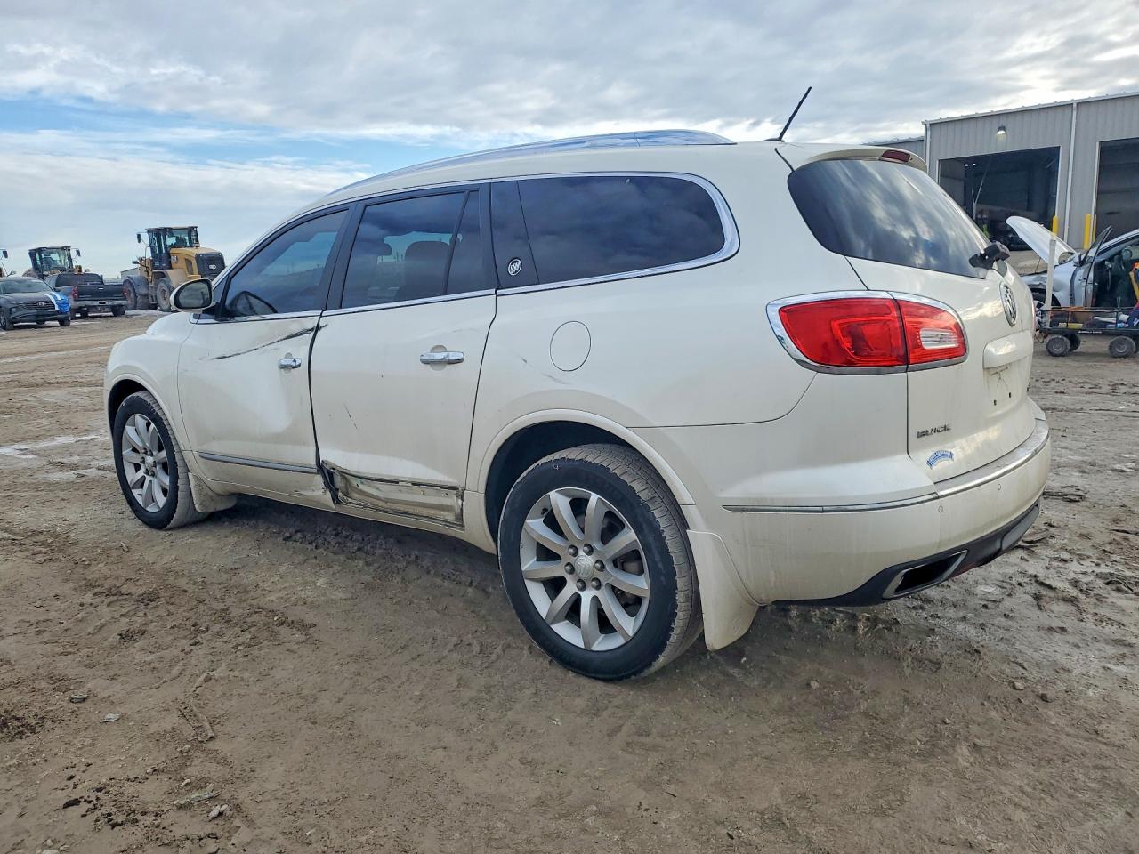2015 BUICK ENCLAVE photo 2