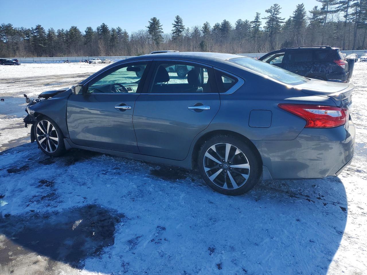 2016 NISSAN ALTIMA 2.5 SR photo 3