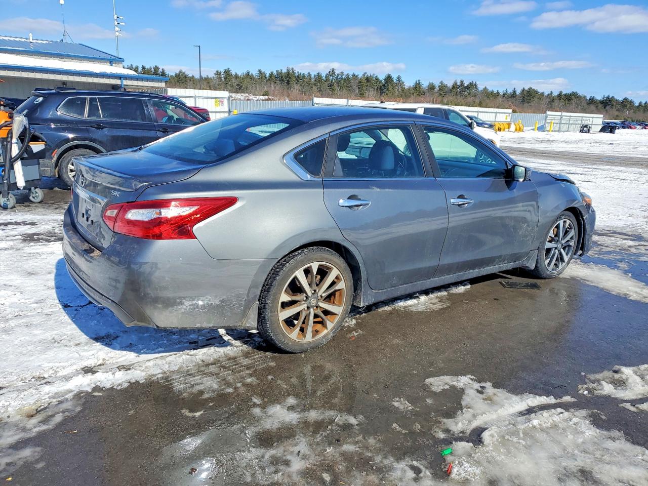 2016 NISSAN ALTIMA 2.5 SR photo 5