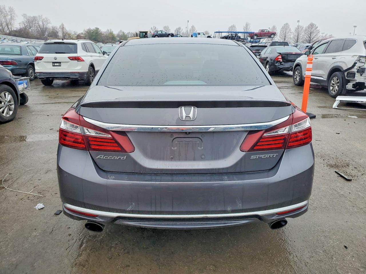 2016 HONDA ACCORD SPORT photo 11