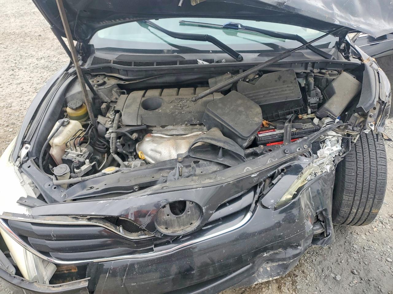 2011 TOYOTA CAMRY BASE photo 11