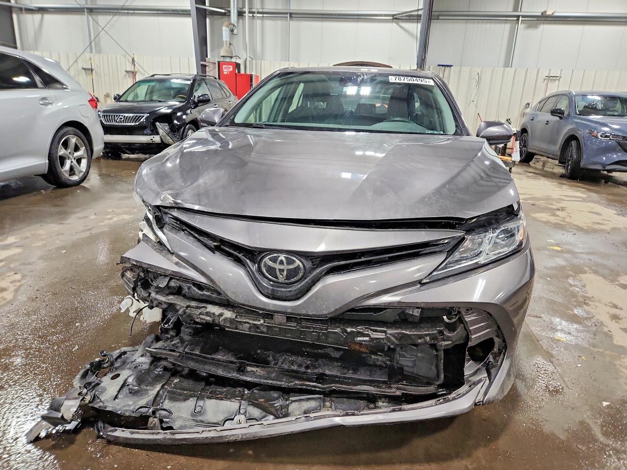 2019 TOYOTA CAMRY LE photo 5