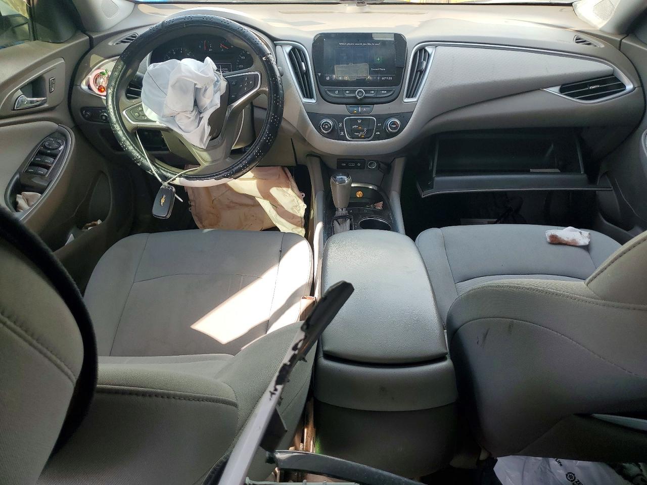 2020 CHEVROLET MALIBU LS photo 8