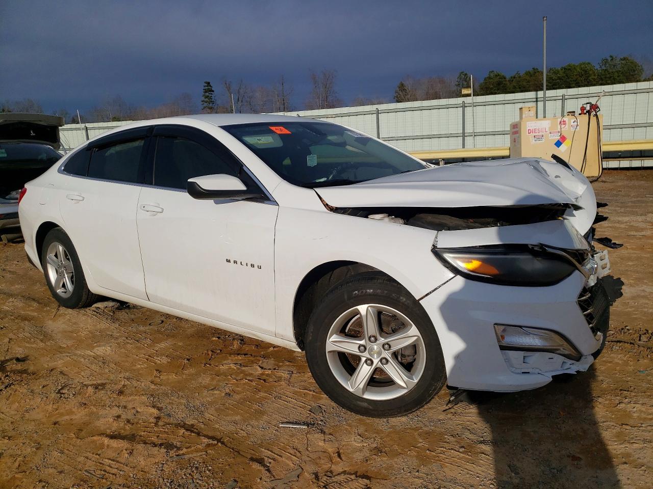 2020 CHEVROLET MALIBU LS photo 4