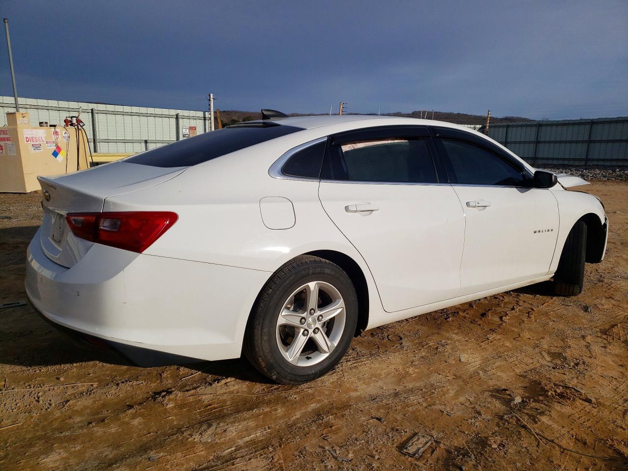 2020 CHEVROLET MALIBU LS photo 3