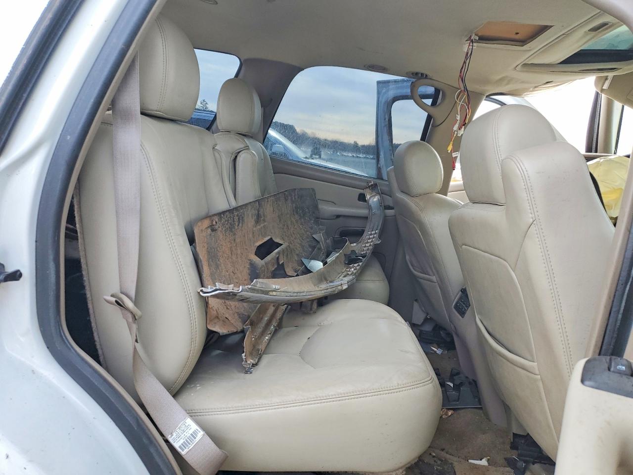 2003 CHEVROLET TAHOE C1500 photo 21