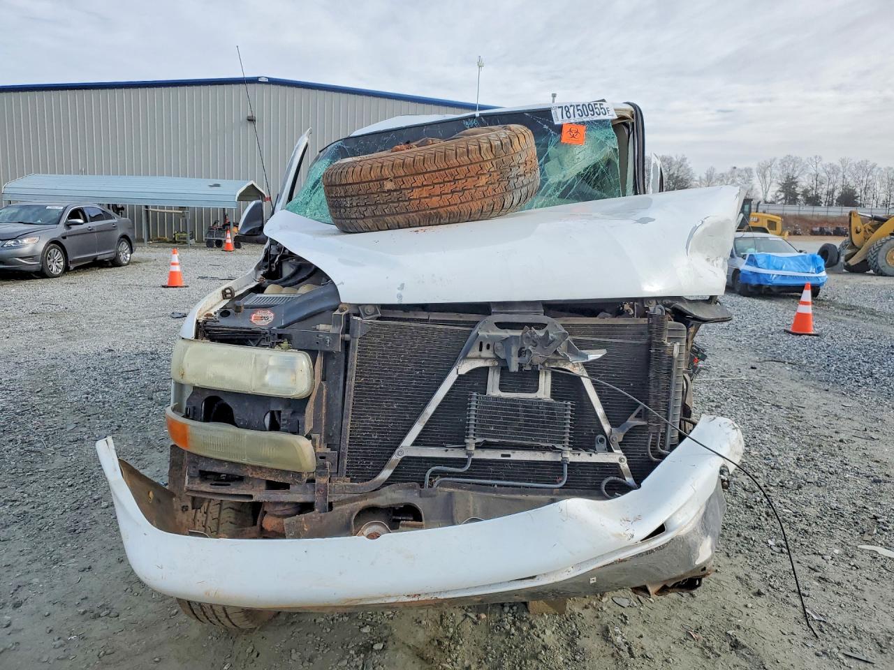 2003 CHEVROLET TAHOE C1500 photo 9