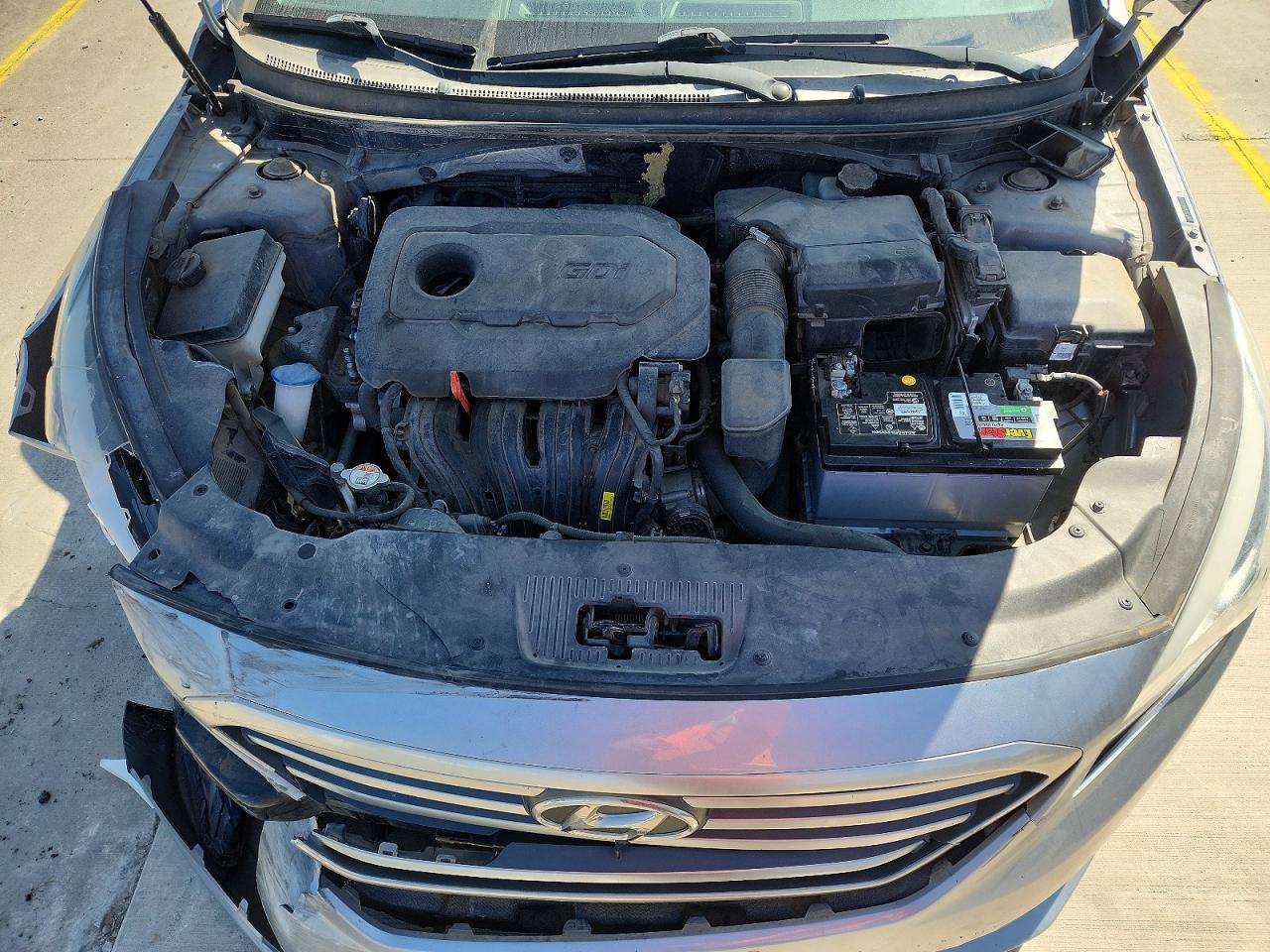 2015 HYUNDAI SONATA SE photo 11