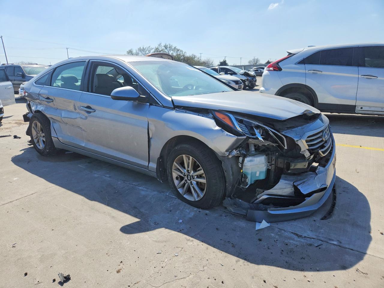 2015 HYUNDAI SONATA SE photo 4