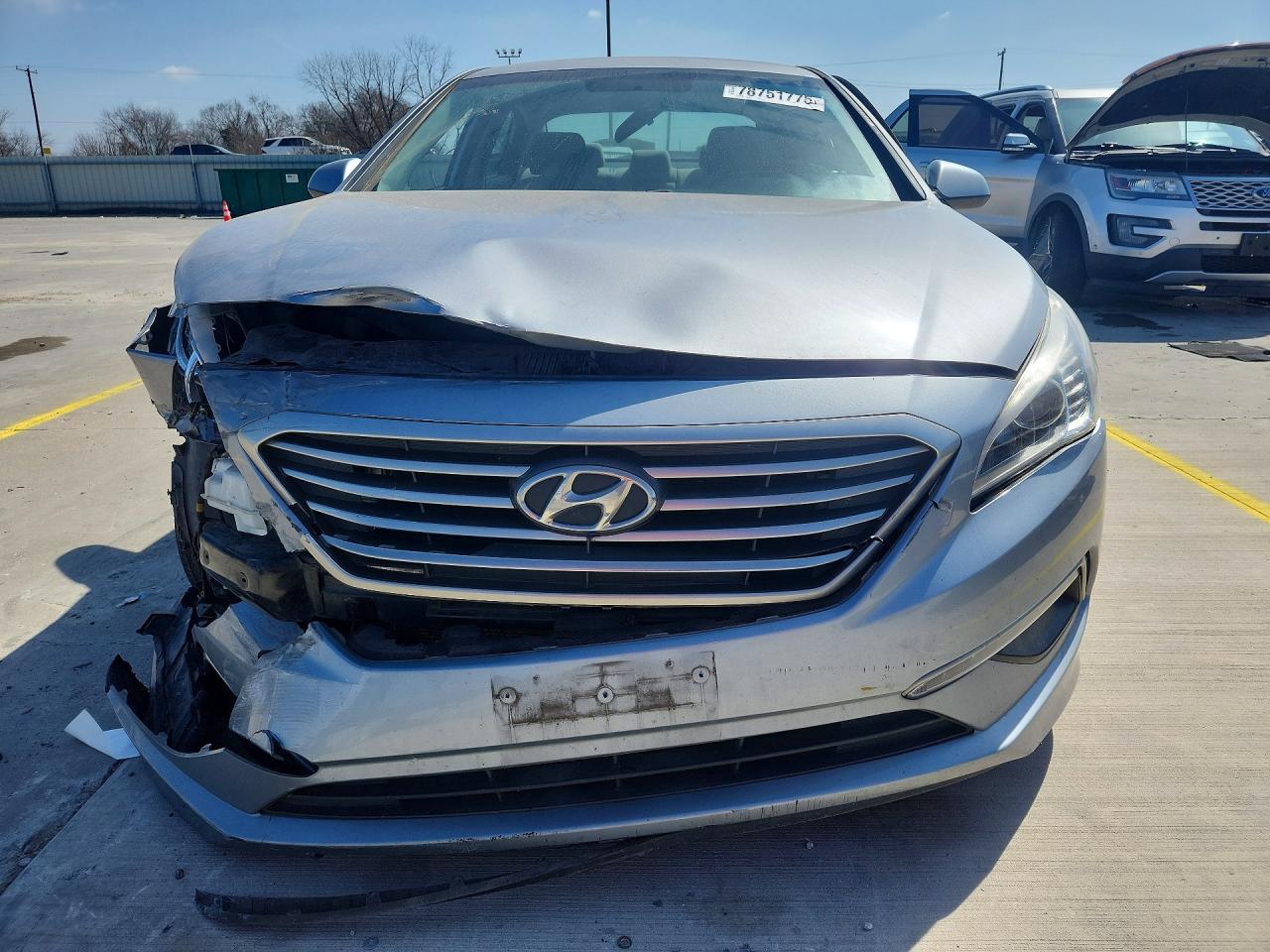 2015 HYUNDAI SONATA SE photo 5