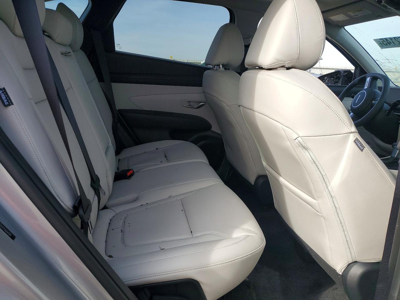 2026 HYUNDAI TUCSON SEL PREMIUM photo 21