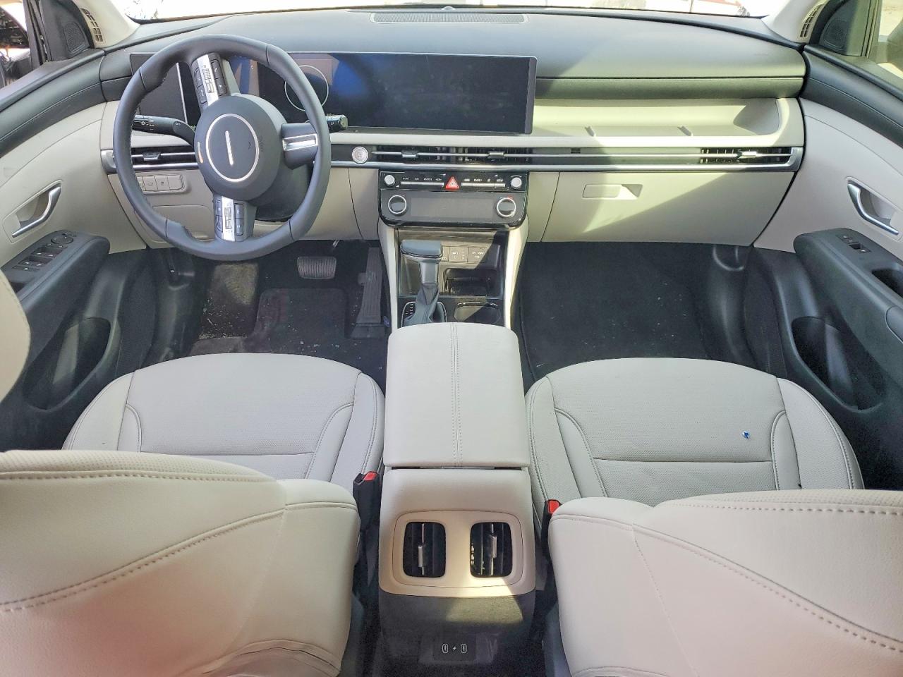 2026 HYUNDAI TUCSON SEL PREMIUM photo 15