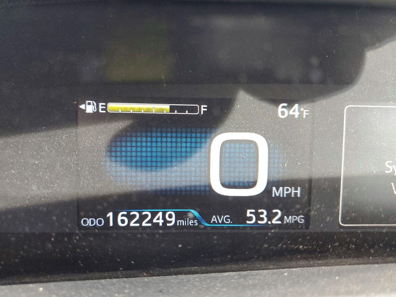 2017 TOYOTA PRIUS FOUR photo 17