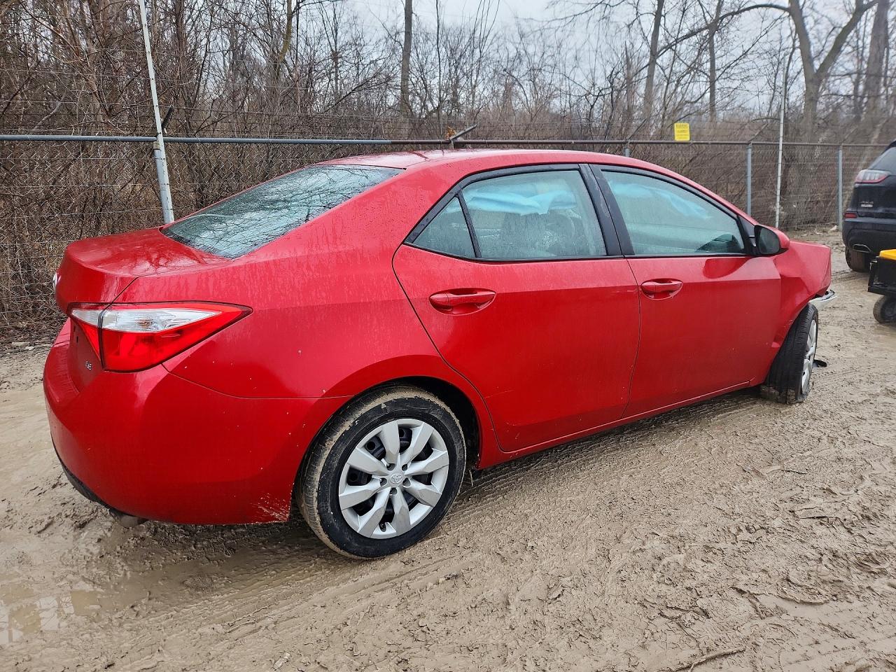 2015 TOYOTA COROLLA LE photo 5