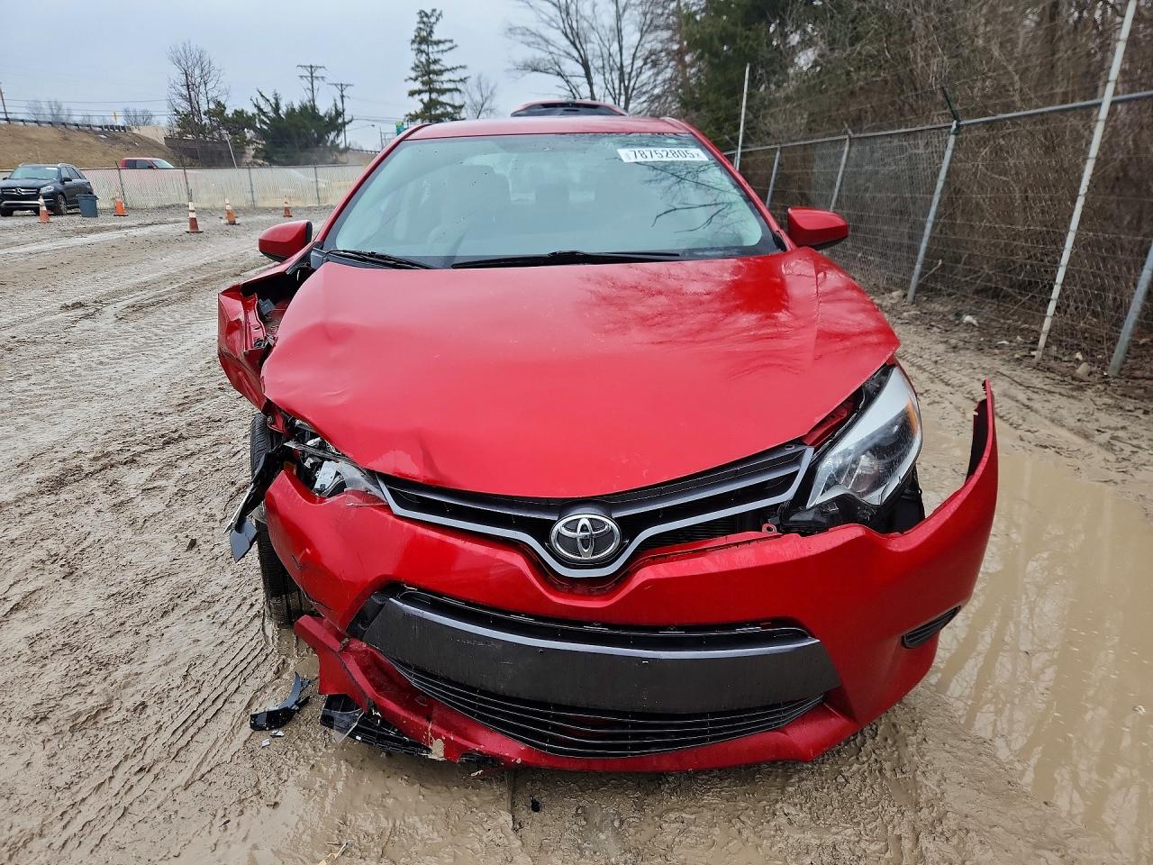 2015 TOYOTA COROLLA LE photo 9