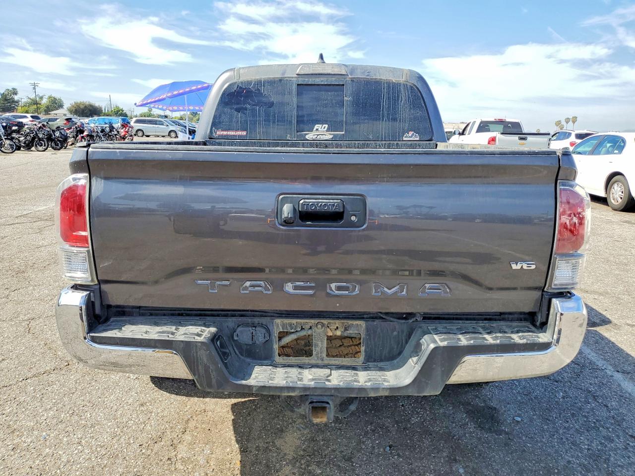 2022 TOYOTA TACOMA TRD OFF-ROAD photo 6